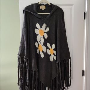 NWT Wildfox Couture Dark Kaki/Grey Knit Daisy Poncho With Hood